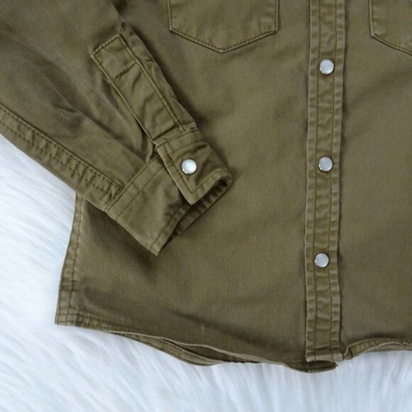 💰3/$25 Guess USA Boy's Button Down Shirt LS Roll Tab Sleeves Logo 3 - Picture 8 of 12